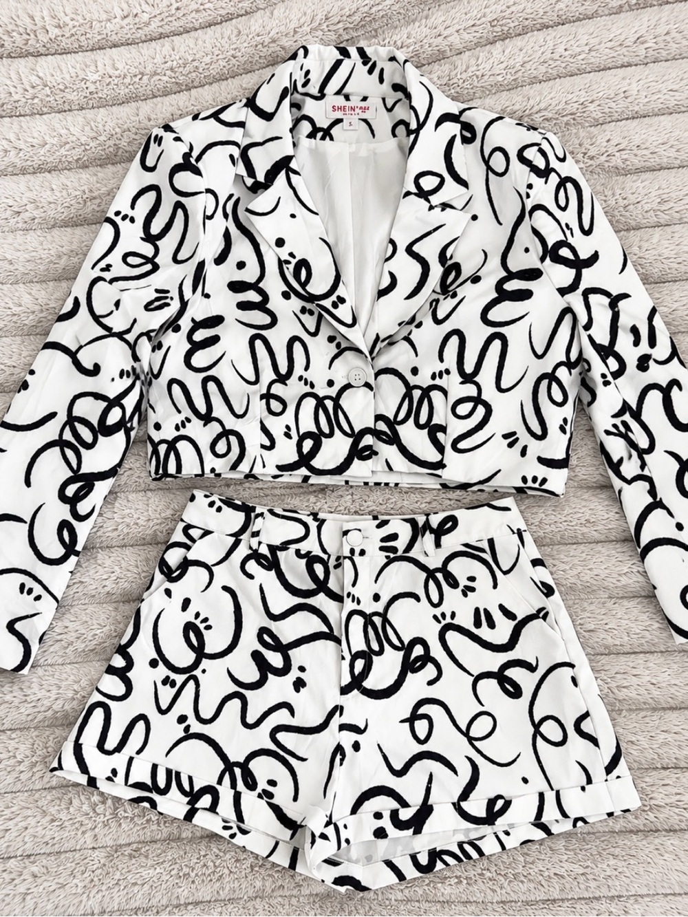 SHEIN White & Black Abstract Print Cropped Blazer Skirt Set